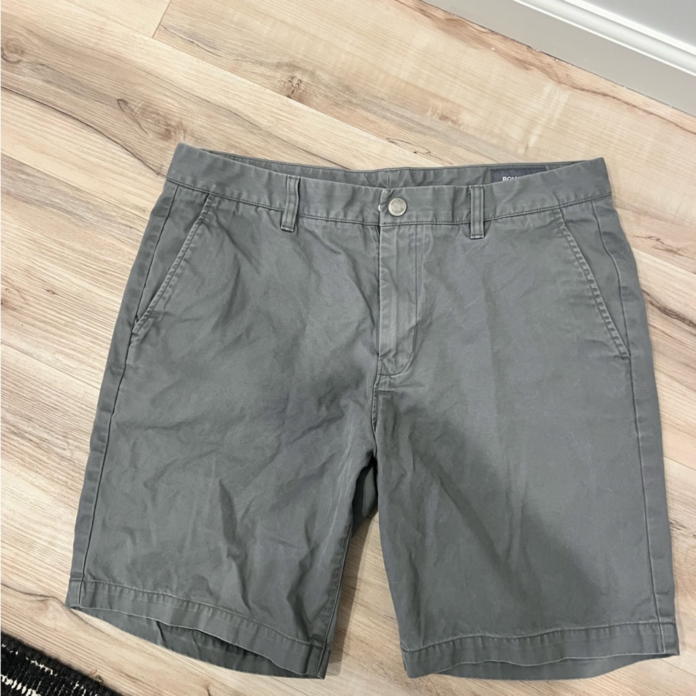 Bonobos 9inch inseam shorts size 35